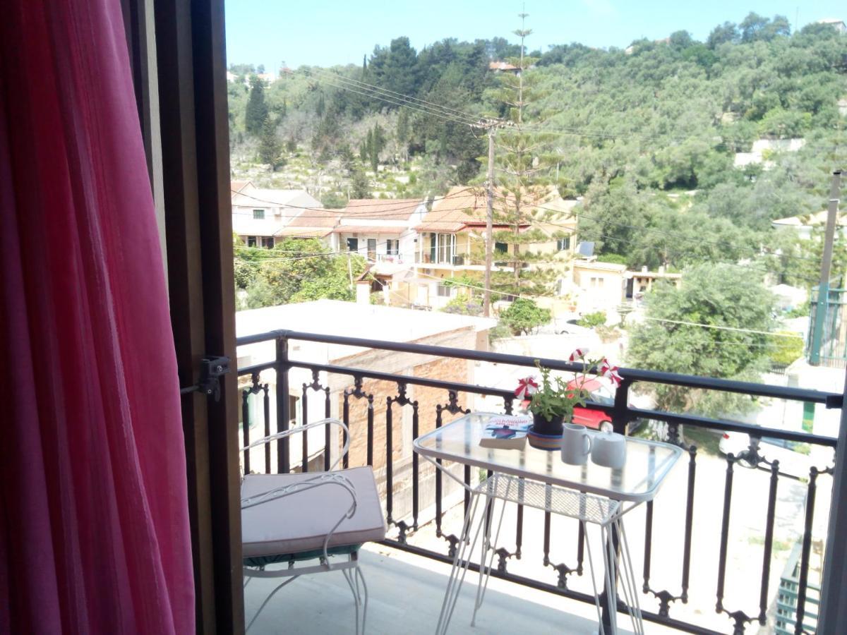Soustas Apartments Longós 외부 사진