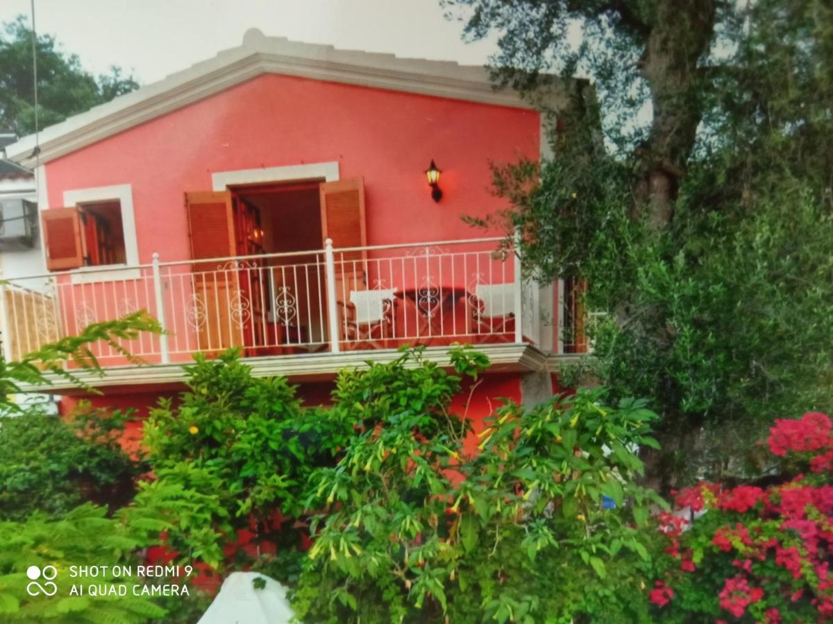 Soustas Apartments Longós 외부 사진