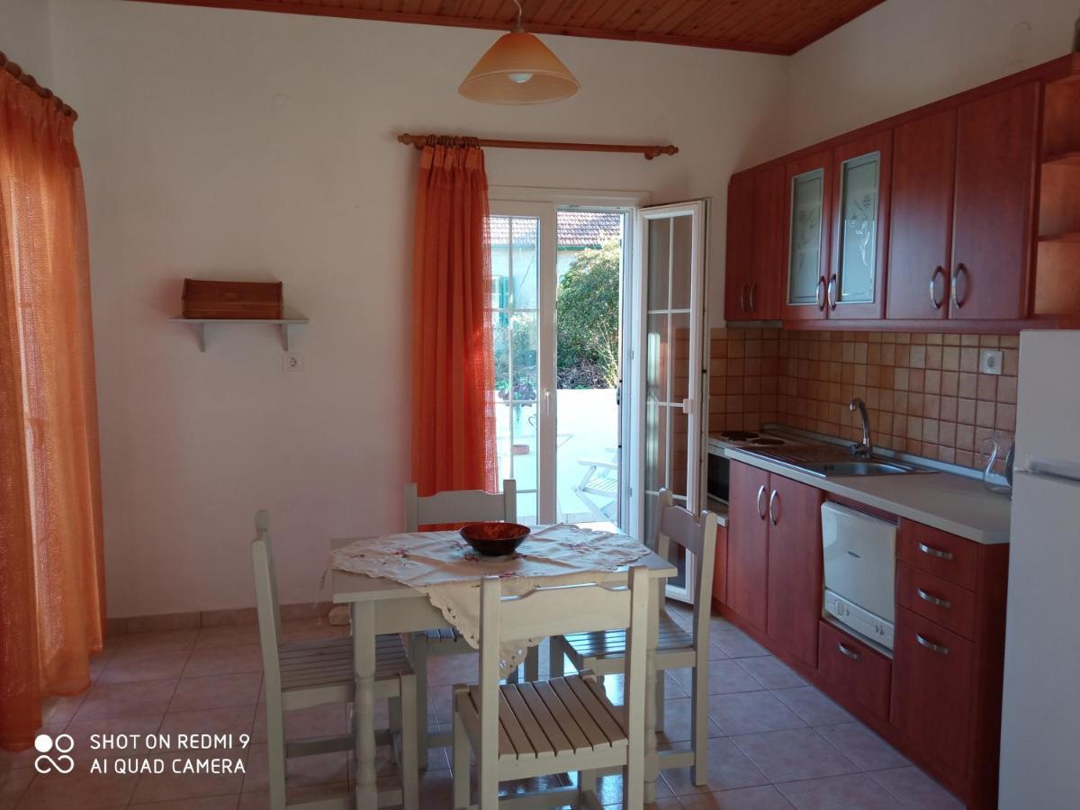 Soustas Apartments Longós 외부 사진