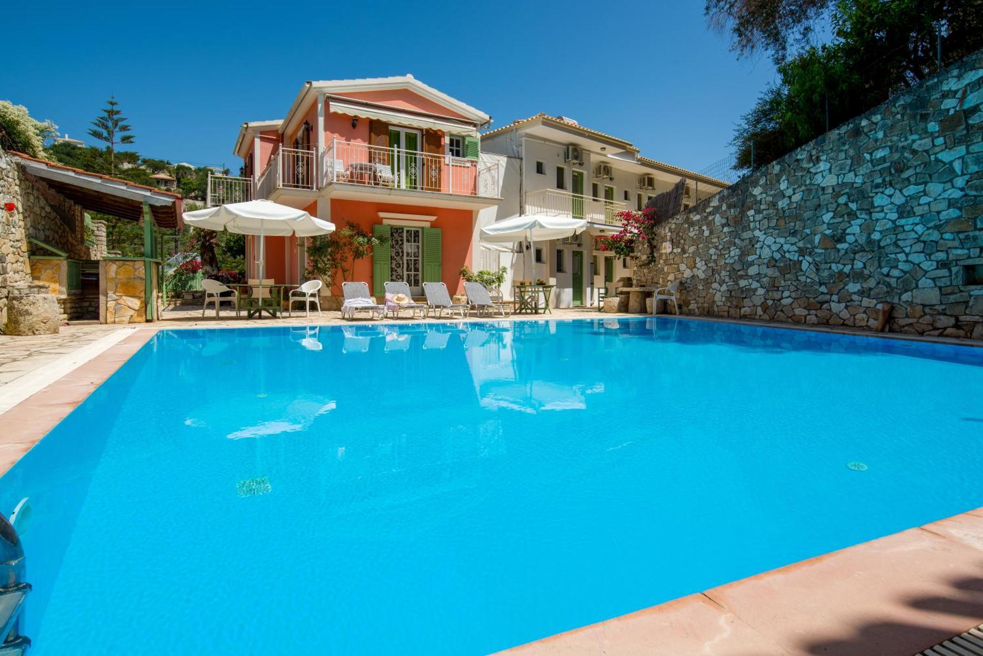 Soustas Apartments Longós 외부 사진