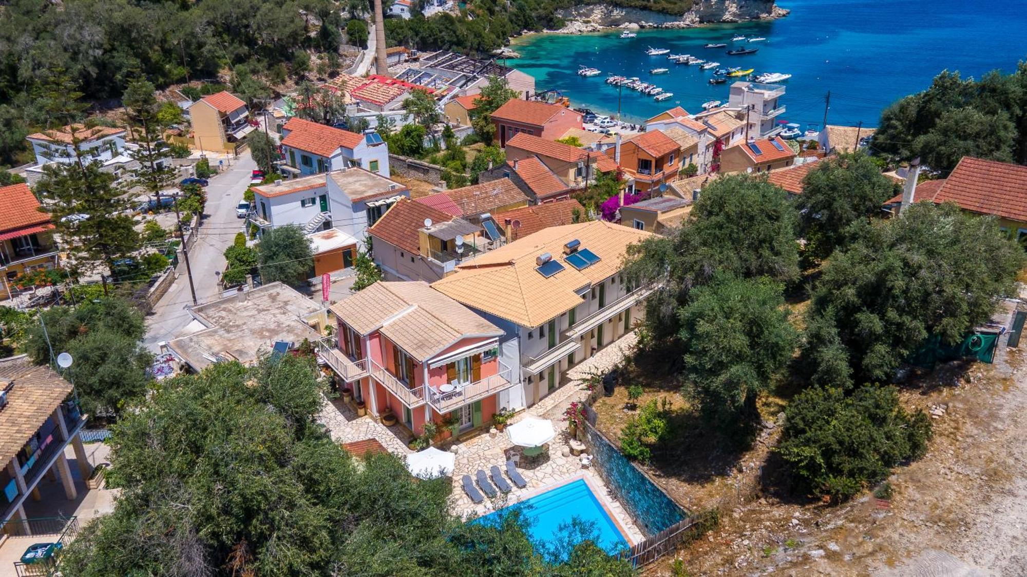 Soustas Apartments Longós 외부 사진