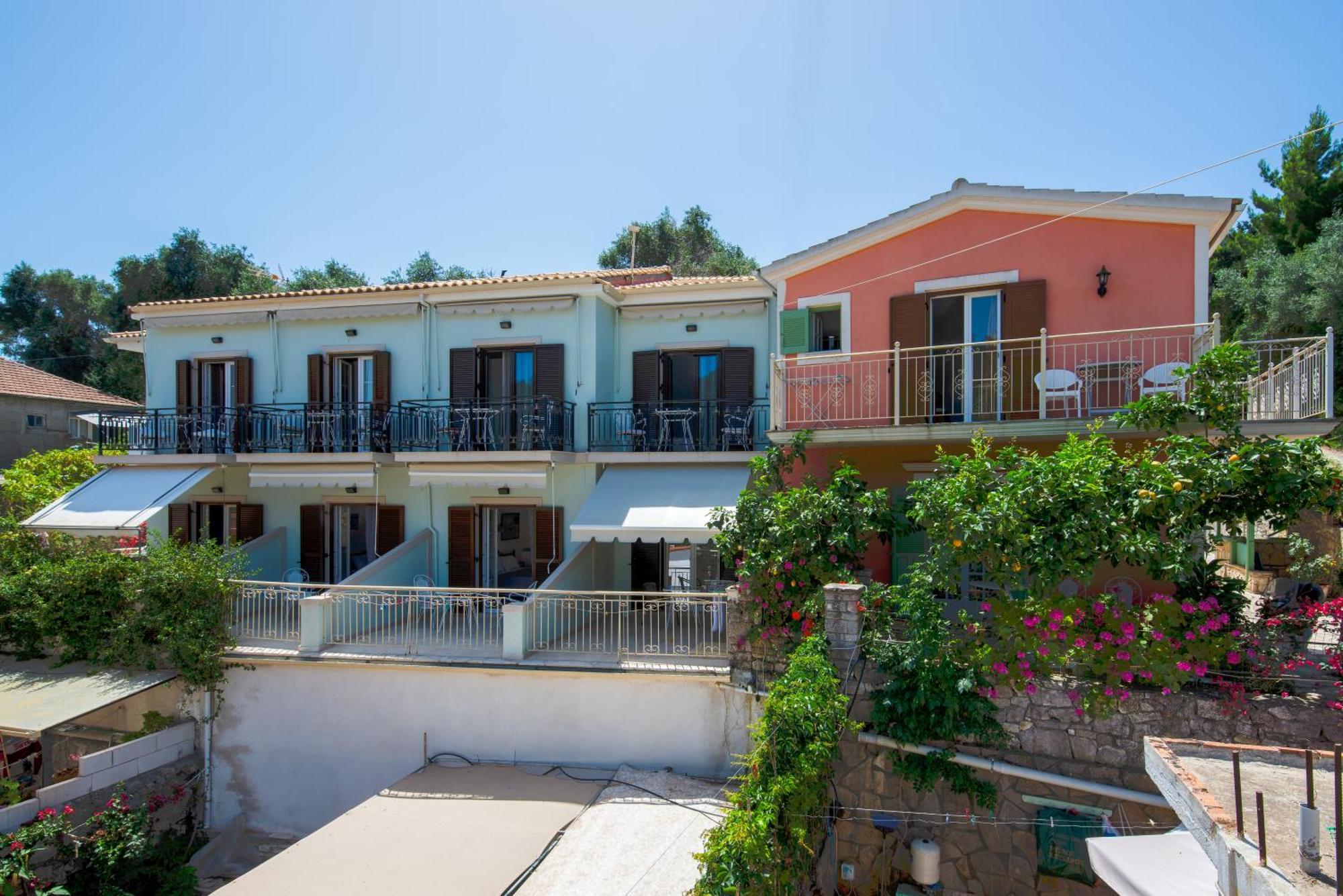 Soustas Apartments Longós 외부 사진